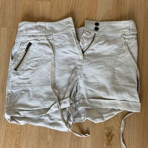 Nuetral linen shorts